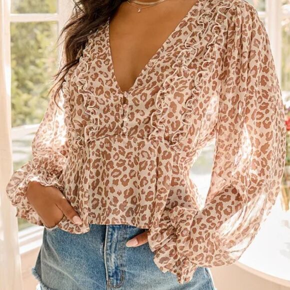 Lulu’s | Women’s Ivory Brown Sheer Blush Animal Print Long Sleeve Blouse Size M - Picture 1 of 16